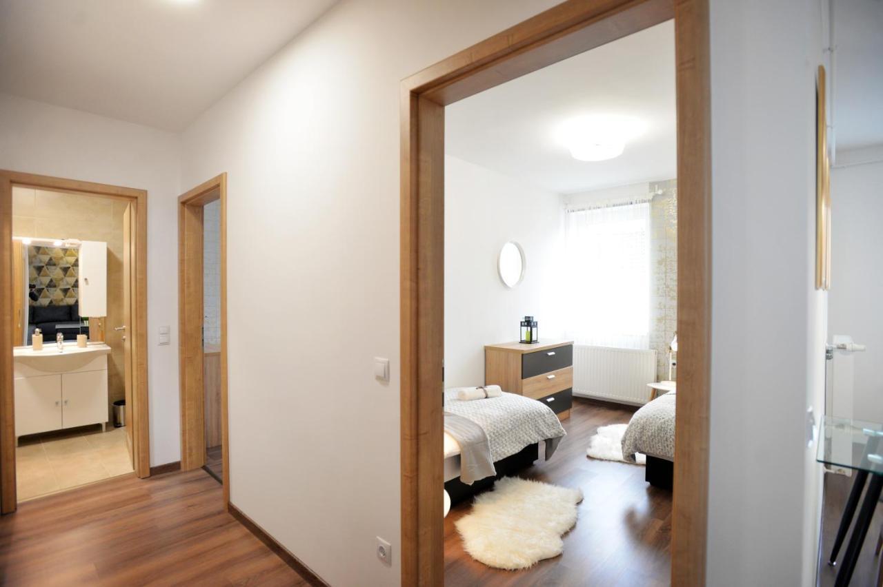 One Luxury Suites Eger Zewnętrze zdjęcie
